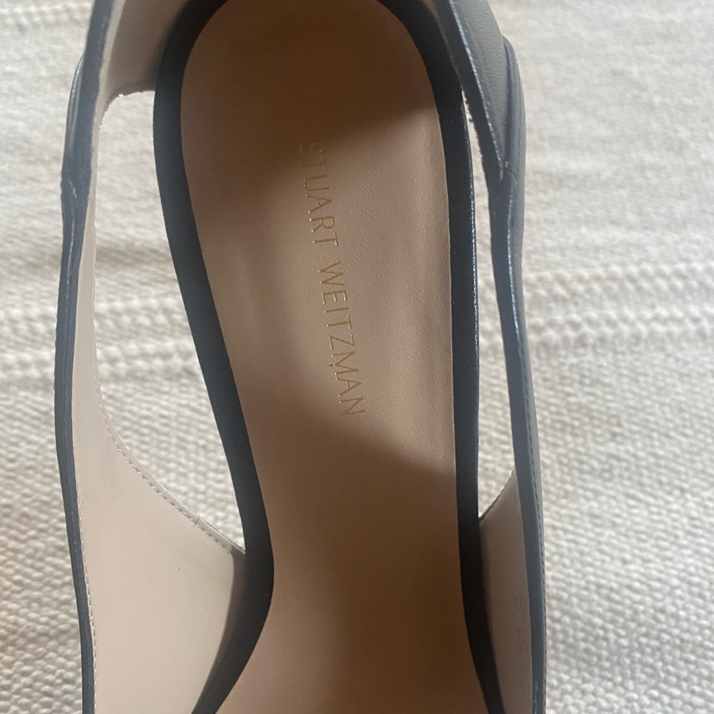 Stuart Weizman Pumps. Classic Addition To Any War… - image 5